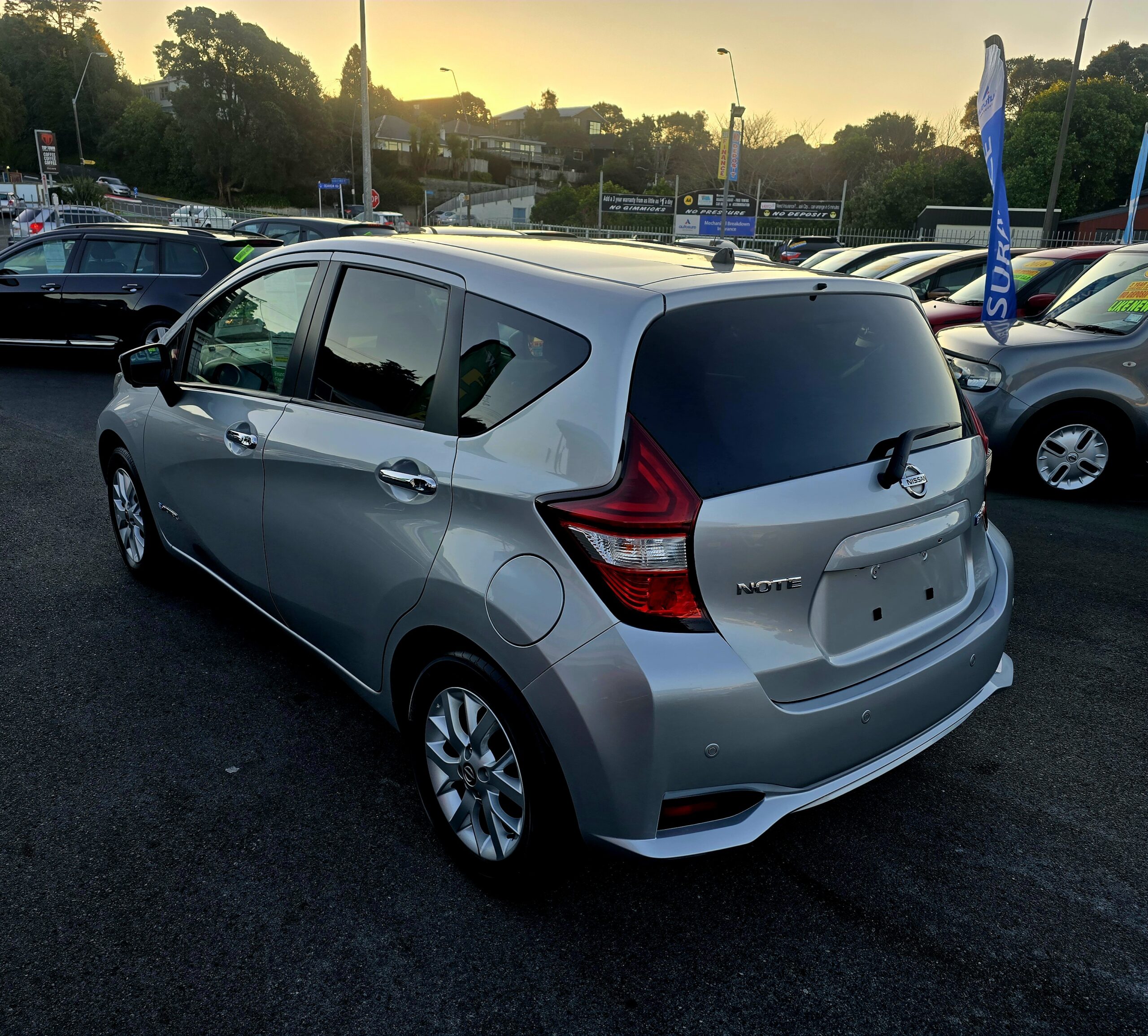 2020 Nissan NOTE $103 p/w E Powered Hybrid Petrol 1.2 Auto Hatch ...